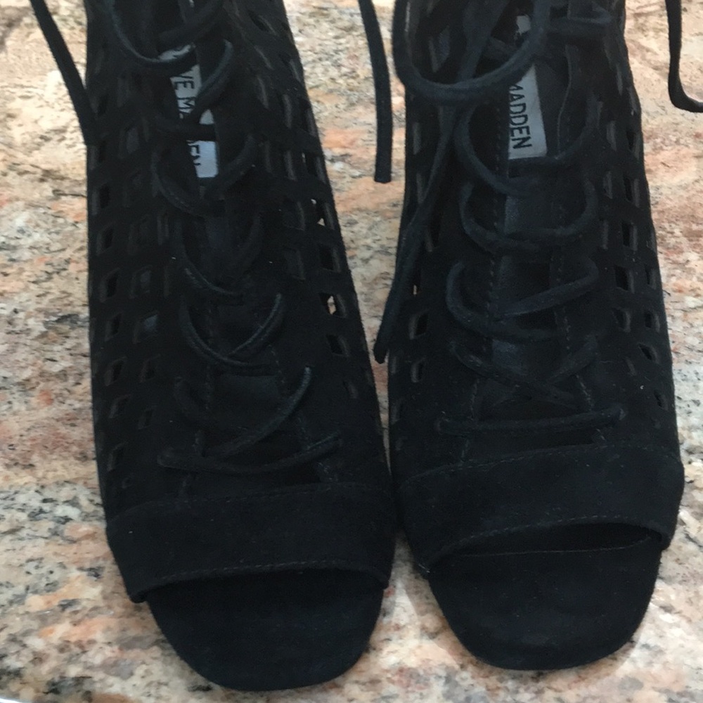 Steven Madden Suede Block Heel Open Toes Pumps - image 3